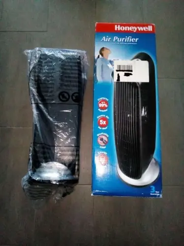 Honeywell HA120E Purificateur d' Air Noir/Blanc à sion