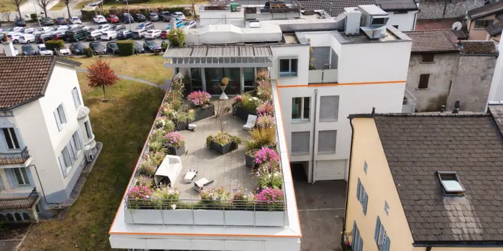 Attique d'exception de 3.5 pièces avec terrasse panoramique avec garage