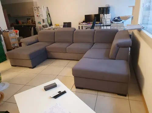 Grand canapé-lit d'angle en U avec coffres - à discuter à Fribourg