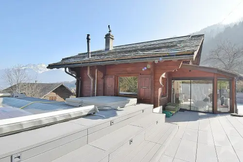 Magnifique chalet à la montagne au calme et spacieux à Choëx