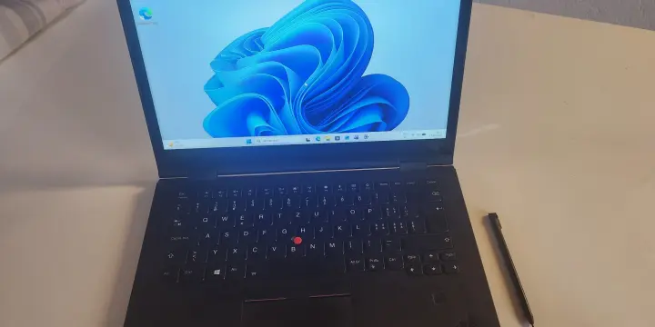 Lenovo Thinkpad X1 Yoga Ecran 14" réversible Processeur Intel Core i5 8th Gen