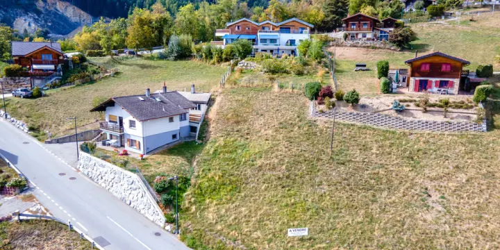 Dugny (Leytron), terrains à bâtir 569 m2 avec cadre exceptionnel