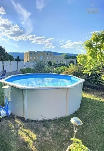 Bel appartement très soigné et son grand jardin privatif à vendre! à Orbe