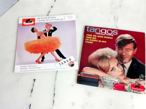 Disques vinyles 45 tours TANGOS à Chigny