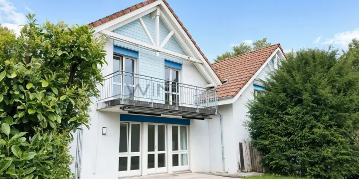 Einfamilienhaus mit PV-Anlage und mehr