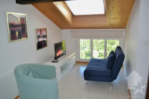 App. de 2,5 pièces de 42 m2 dans les combles avec vue sur les Alpes à Guttet-Feschel