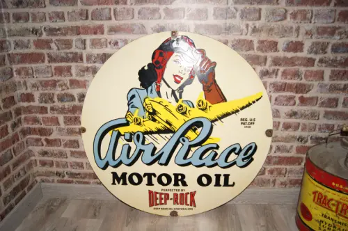 Plaque émaillée Air race motor oil. à DIJON