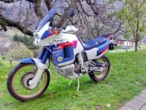 Honda Africa Twin RD04 1992