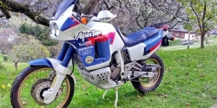 Honda Africa Twin RD04 1992