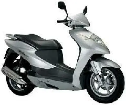 Bonne affaire Honda dylan 125cm à Versoix
