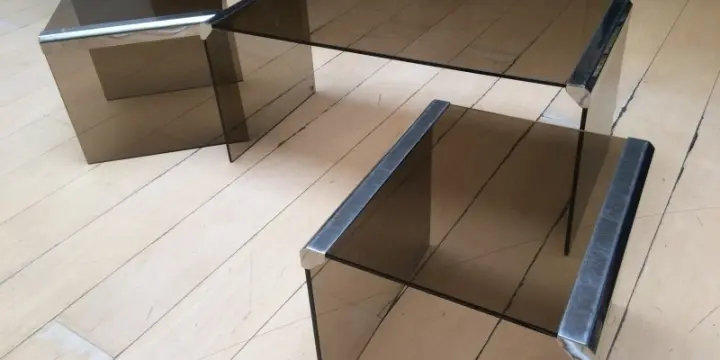 Table en verre style année 70