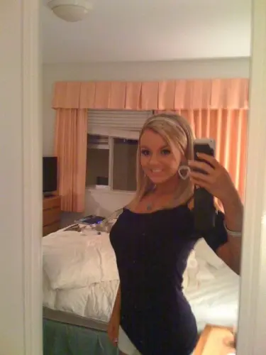 Une belle femme pour toi (occasionnelle et non pro) à geneve