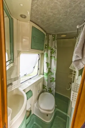 Camping-car 6,10m Rimor bien entretenu et plein d'options à Genève