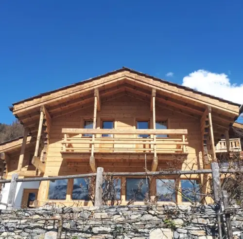 Sablage sur bois, béton et pierre à Grône