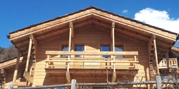 Sablage sur bois, béton et pierre