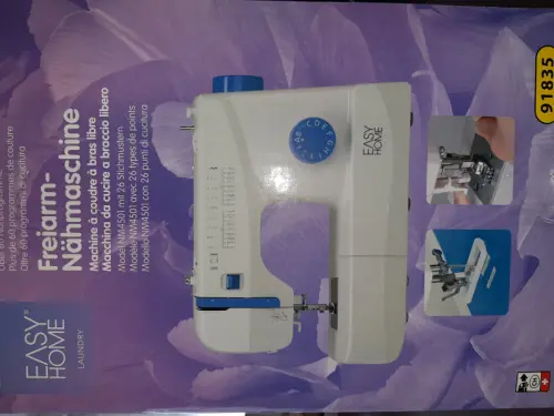 Je vends machine a coudre neuve à Cornol