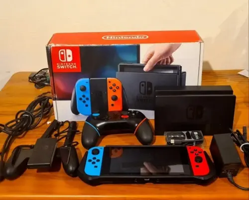 je cède Nintendo Switch peu utilisée à Paris