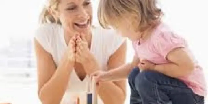 recrute nounou nanny nourrice 