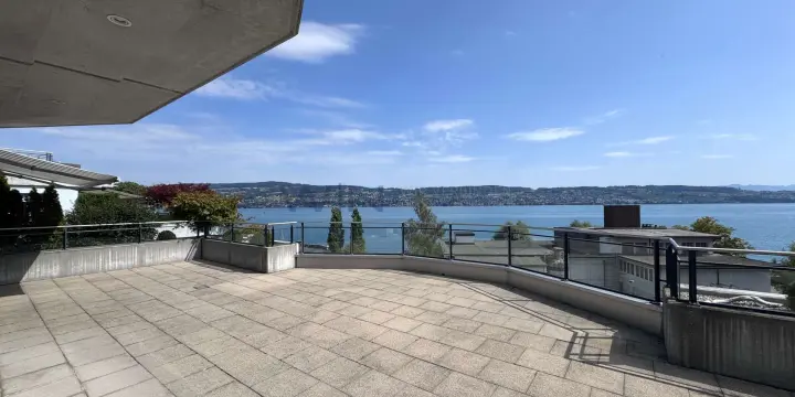 Gesamtpaket - Aussicht viel Ruhe und Garage