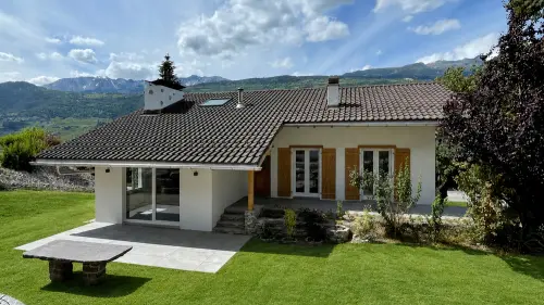 A VENDRE VILLA DE CHARME ET DE CARACTERE 6.5 PCES A CHALAIS à Chalais