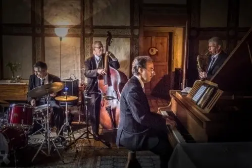 JAZZ Ferney Voltaire +41 79 569 21 92 à Ferney-Voltaire