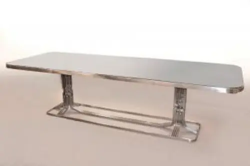 table-sculpture exceptionnelle à Genève-Acacias