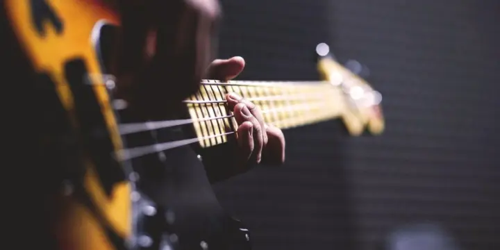 Groupe Rock Progressif mélodique cherche Bassiste