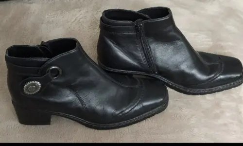 Bottines basses à Moutier