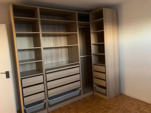 Pax armoire Ikea à Prilly
