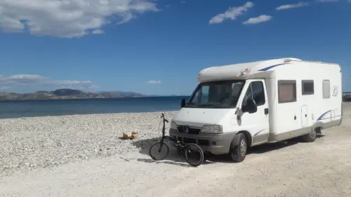Bonjour cherche amie pour voyager à Sion