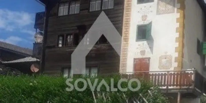 Appartement de 3.5 pces rénové à l'ancienne situé à Liez/St-Martin