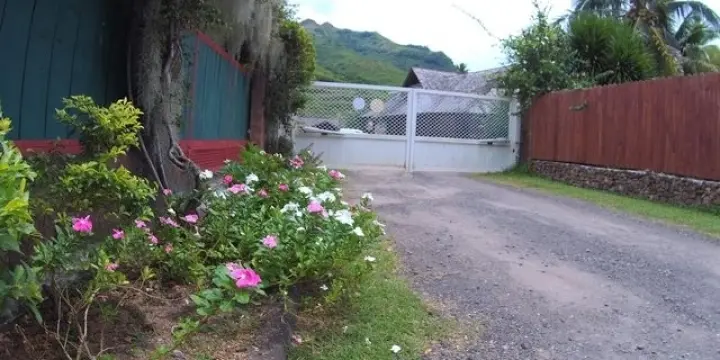 Maison Moorea bord du lagon