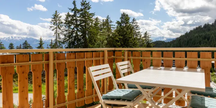 A LOUER STUDIO MEUBLE A CRANS-MONTANA