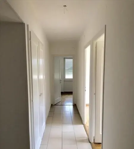 APPARTEMENT SOUS-GARE AVEC VUE SUR LE LAC à 1006 Lausanne