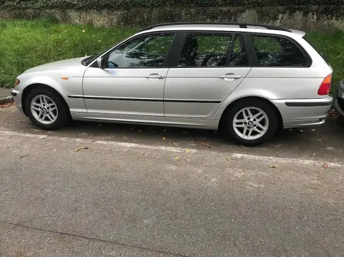 BMW 316 I Touring Advantage (break) E46 à Plan-les-Ouates