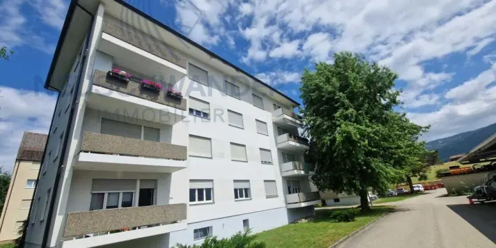 Lumineux et proche du centre / Poste de conciergerie disponible !  