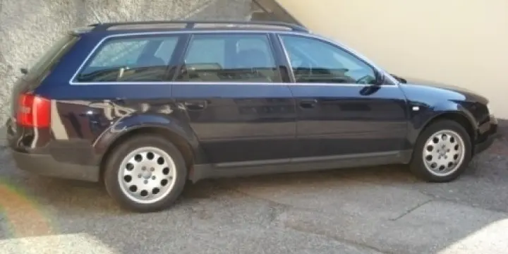 Audi A6 Avant 2.4 