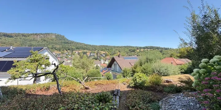 Modernes Minergie Familienhaus im Grünen