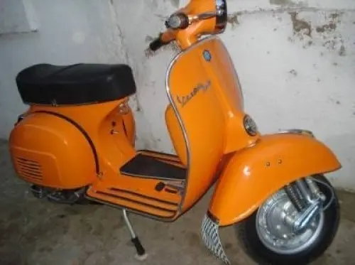 Vespa Rally 180 Vintage