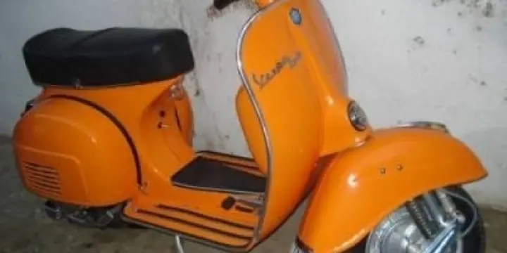 Vespa Rally 180 Vintage
