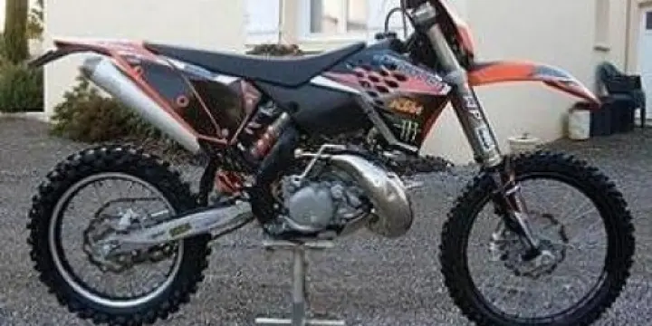 A vendre ktm enduro 200 exc 2008