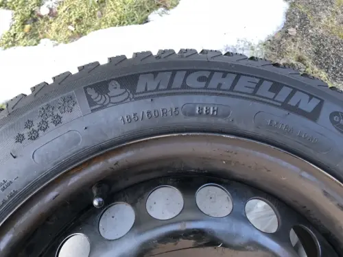 4 Pack Jante+Pneu hiver 185/60 R15 88 H Michelin à zurich