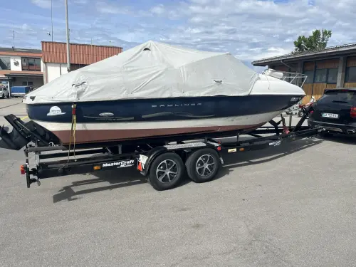 Bayliner Capri 2152 à Lausanne