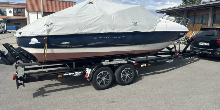 Bayliner Capri 2152