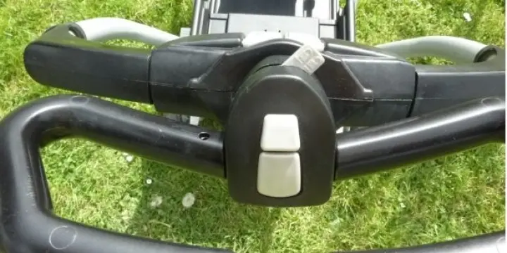 POUSSETTE TRIPLE PEG PEREGO  A REVENDRE