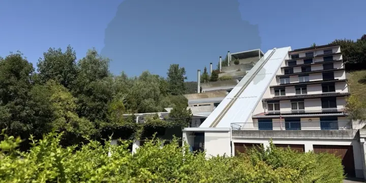 Magnifique appartement rénové de 5,5 pièces avec terrasse et vue