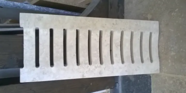 RARE Caniveau en pierre naturelle