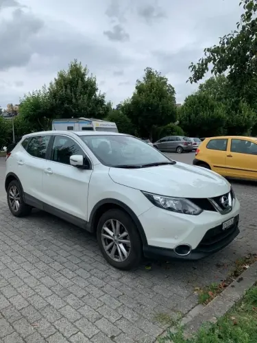 Nissan Qashqai 1.2 DIG-T Acenta 27 000km Essence à lausanne