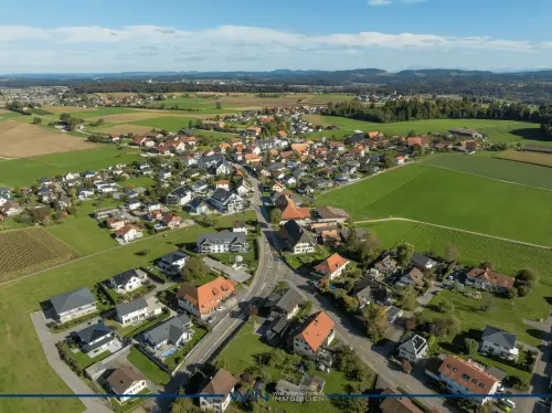 Projektgrundstück mit Potenzial à Etziken