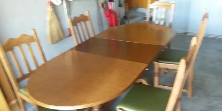 table et chaises pr salle à manger